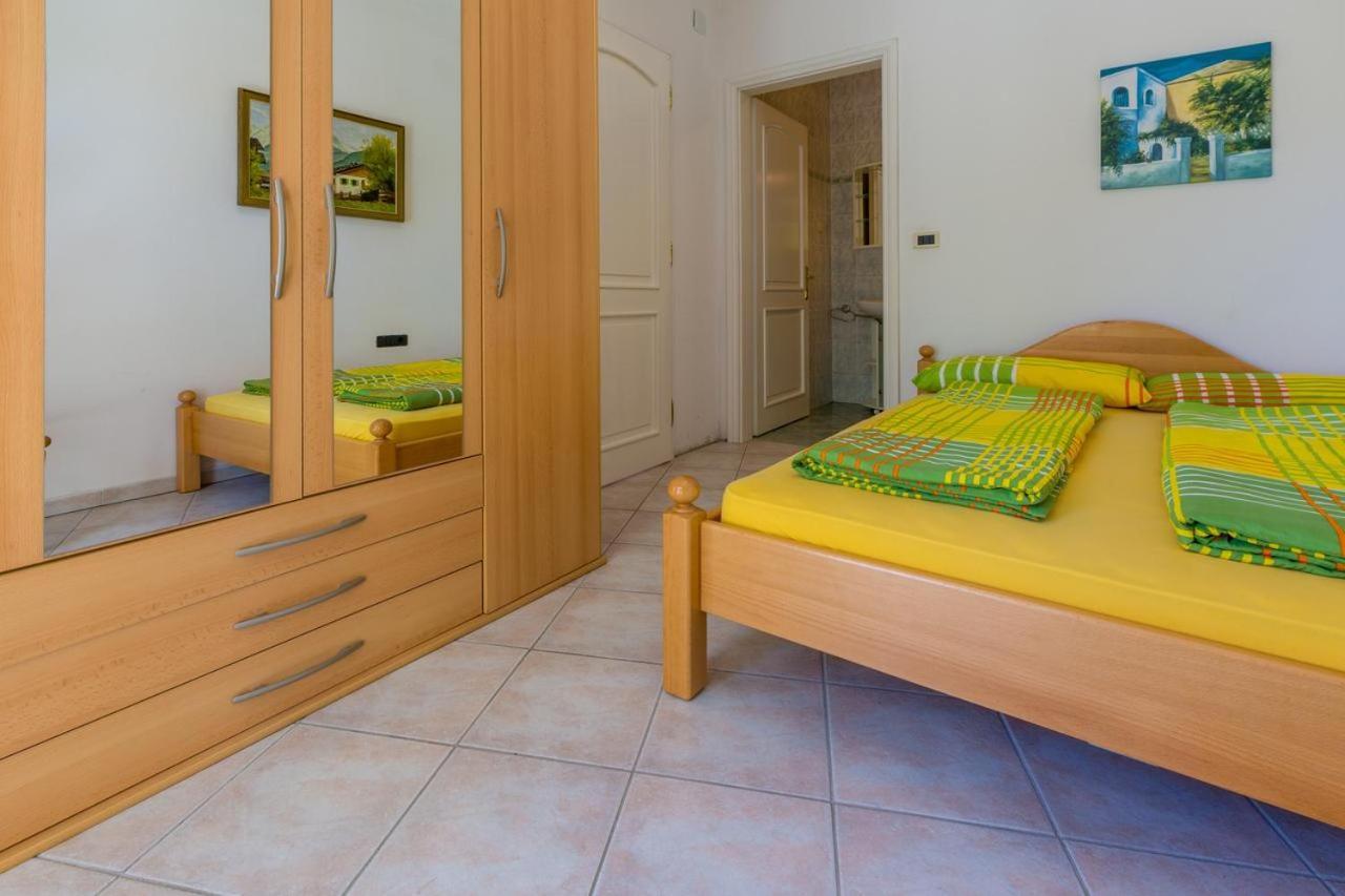 Jurincic Apartment Crikvenica Phòng bức ảnh
