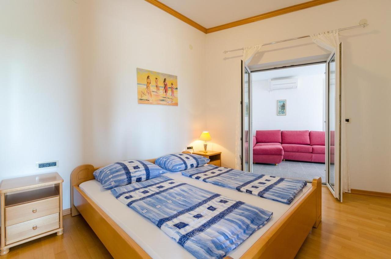 Jurincic Apartment Crikvenica Phòng bức ảnh